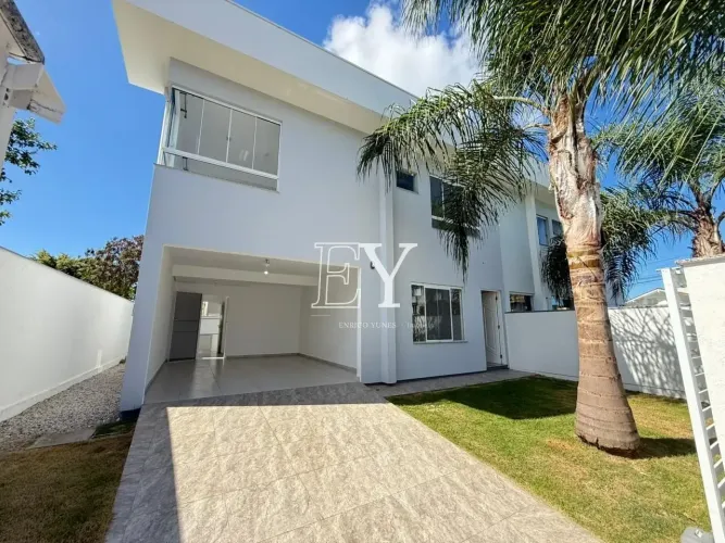 Casa Financiável com 3 Dormitórios no Carianos, Florianópolis/SC