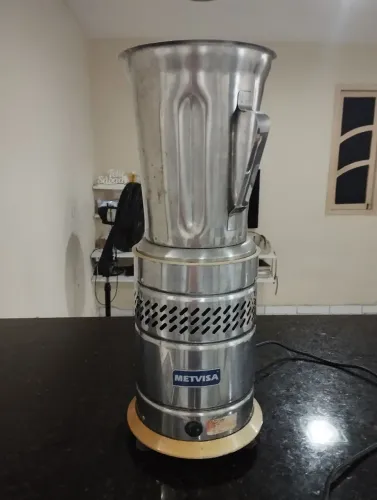 Vendo liquidificador tipo industrial 5 litros