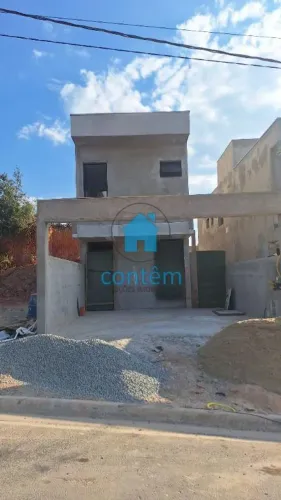 Casa à venda em Cotia, Bairro Moinho Velho, com 3 suítes, com 113 m²