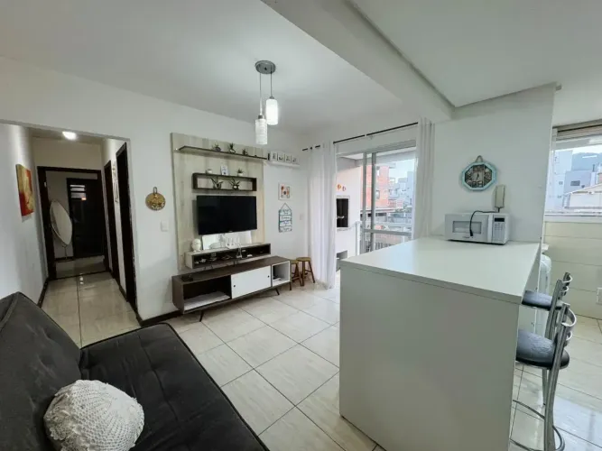 Apartamento na Praia de Palmas - Governador Celso Ramos/SC.