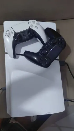 PLAYSTATION 5