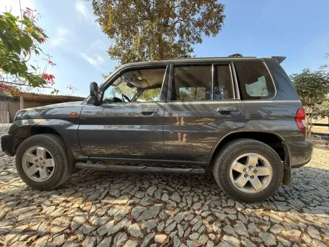 Mitsubishi Pajero TR4 2.0/ 2.0 Flex 16V 4X4 Aut. 2005