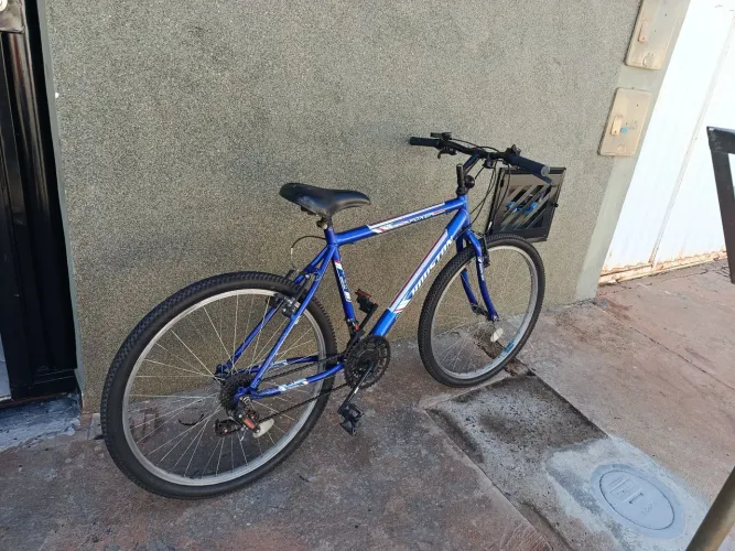 Baixei o preço da Bicicleta foxer Hammer semi nova pneus bom de macha *