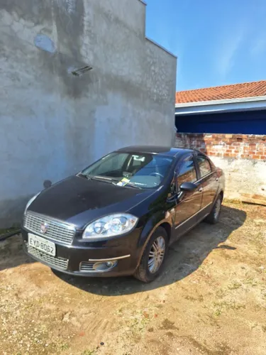 Fiat Linea Essence Dualogic 1.8 Flex 16V 4P 2012