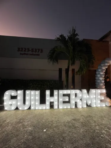 Letras e números em Led.