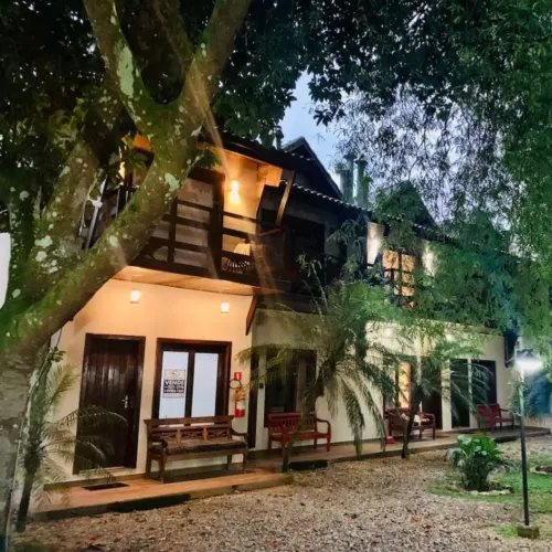 Chalé por temporada no centro de Penedo