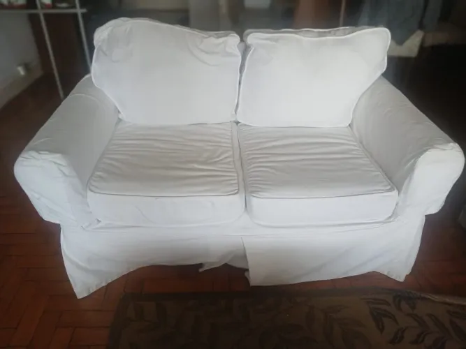 Sofá 2 lugares