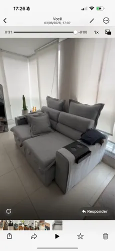 Sofá retrátil em linho