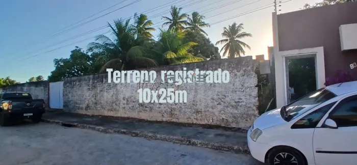 Vendo terreno na Massagueira, 250 m2, rua calçada e próximo a Lagoa - R$ 170.000