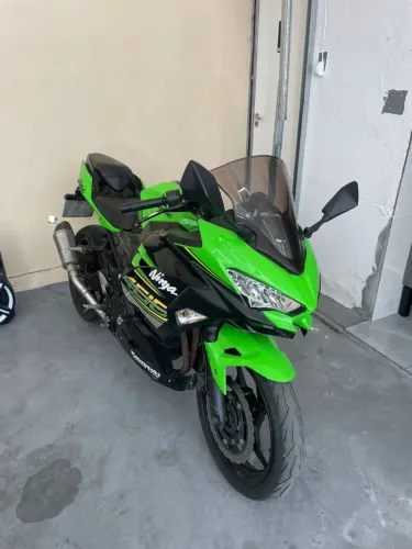 Vendo ou troco ninja 400