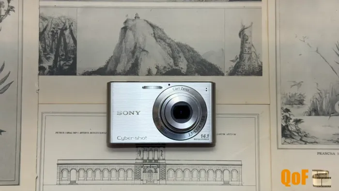 Sony Cybershot DSC-W320 - 14.1MP e 4x de zoom