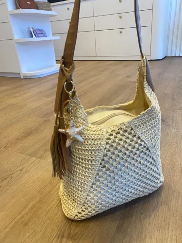 Bolsa Palha Bordado Crochê