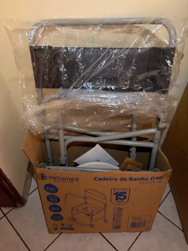 Cadeira de rodas para banho 199