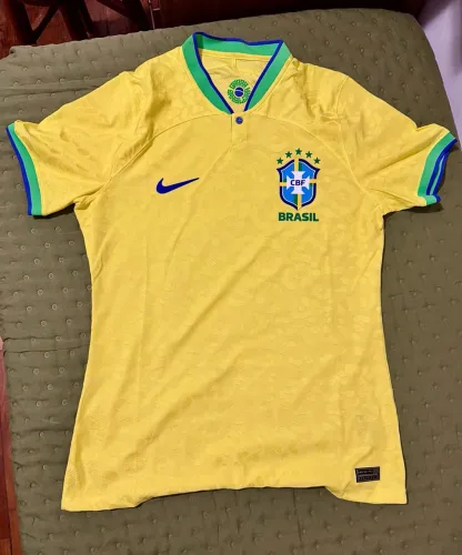 Camisa do Brasil 2022 - Jogo / Carimbada - Tam M