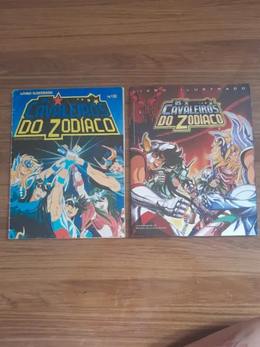 Álbuns de Figurinhas Cavaleiros do Zodíaco 1995 e 2004