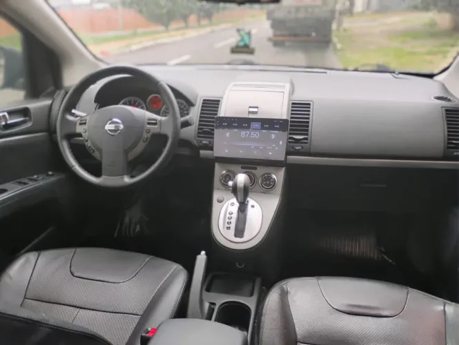 Nissan Sentra SL 2.0/ 2.0 Flex Fuel 16V Aut. 2011