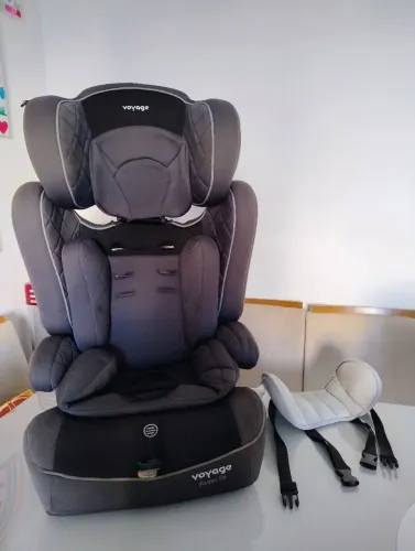 Cadeira para Auto Voyage Activar Fix com Isofix