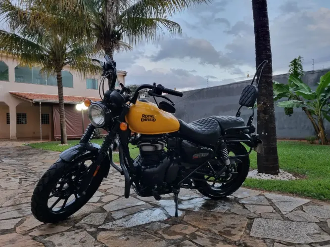 Vendo Royal Enfield Meteor 350 Fireball 21/22 - Custom Única | R$ [21.500,00]*