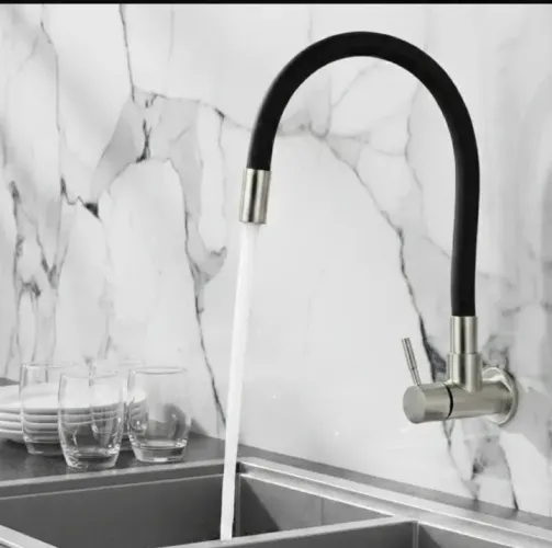 Torneira Gourmet Parede Sport Show Jato Turbo Flexível Preta Cozinha