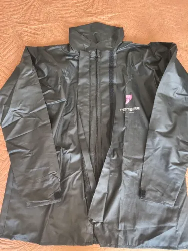 Roupa de chuva de motoqueiro.