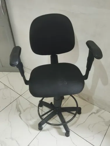 Cadeira giratória 