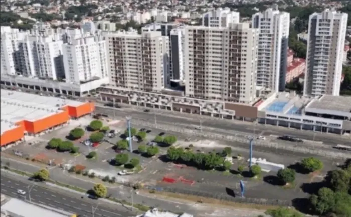 Condomínio clube ao lado do parque Bacacheri conheça o decorado