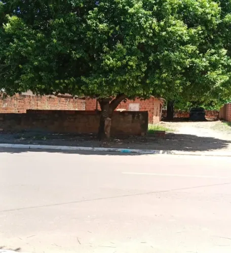 VENDO TERRENO BEM LOCALIZADO EM BODOQUENA - MS