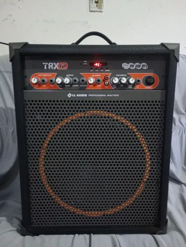 Caixa amplificada multiuso TRX 12