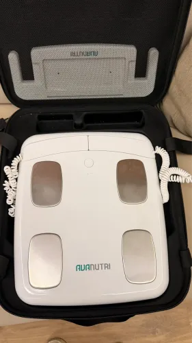 Balança de Bioimpedância AvaNutri 