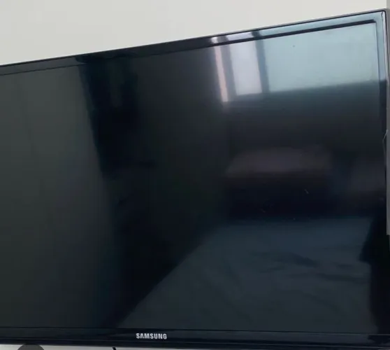 Tv Samsung Led 32 polegadas com defeito 