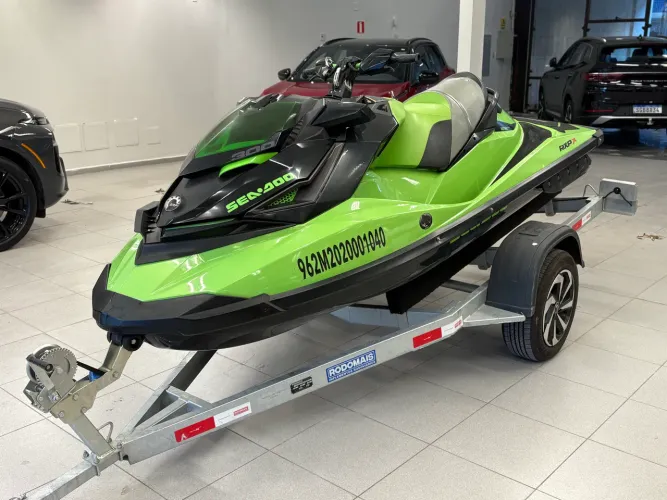 JETSKI SEADOO 300 