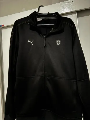 JAQUETA PUMA - PRETA