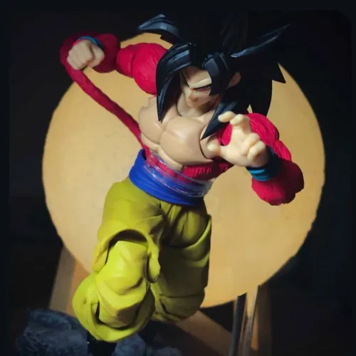 Goku SSJ4 Bandai SHF Original