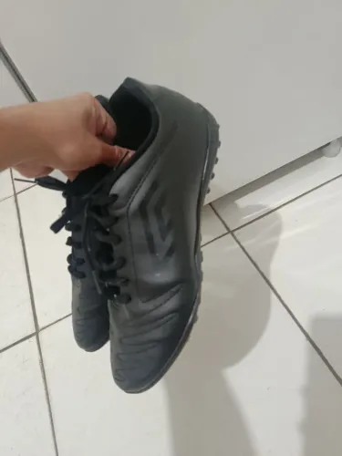 Chuteira Clássica Umbro Preta Original