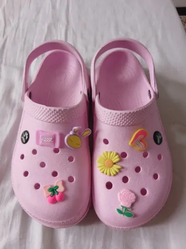 Sapato semi novo estilo crocs