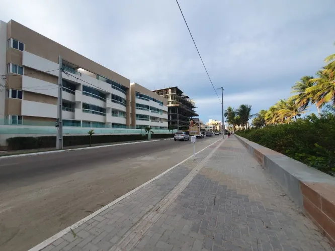Vendo Apto Semi-Mobiliado em Intermares - Cabedelo/PB | Prédio em frente à praia!