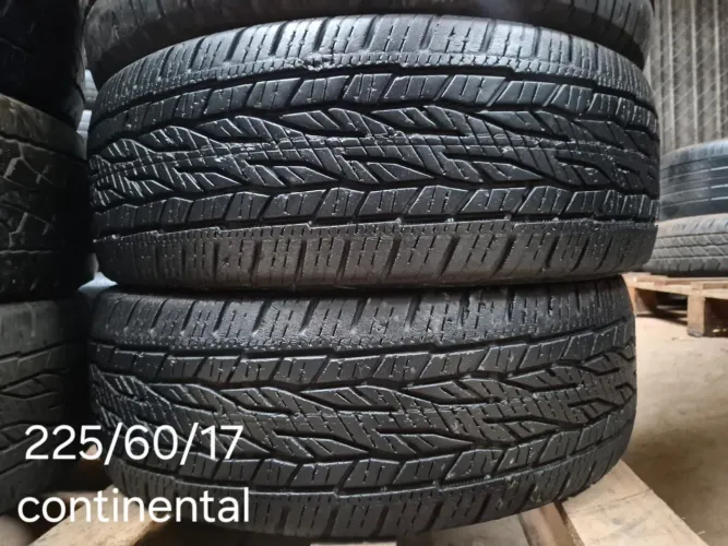 Par de pneus 225/60/17 Continental