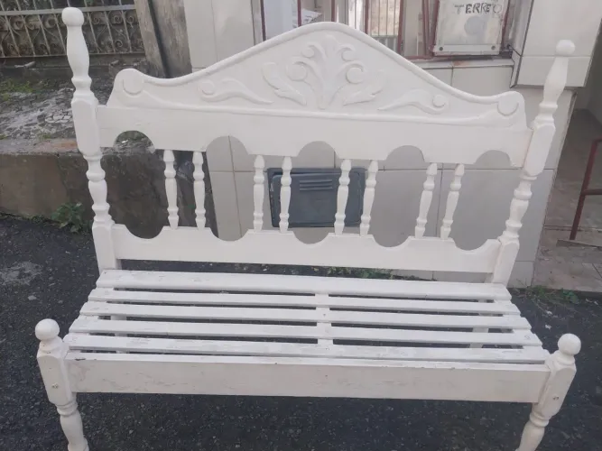 Vendo banco madeira lindo oportunidade! 230,00