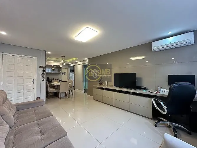Apartamento com 3 Quartos à venda, 97m² - Centro