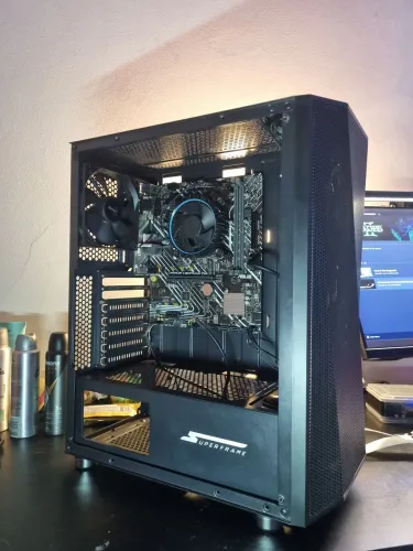 Gabinete Gamer Superframe com 4 fans