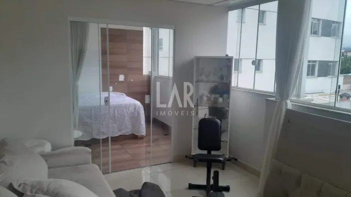 Cobertura à venda, 2 quartos, 2 vagas, Sagrada Família - Belo Horizonte/MG