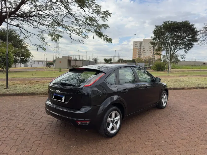 Ford Focus 2.0 16v/ 2.0 16V Flex 5P 2011