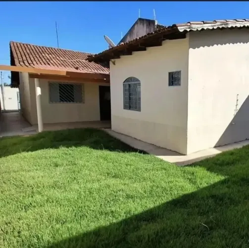 CASA NO JD HELVÉCIA DE 3 QTOS E 2 BANHEIROS POR 339 MIL