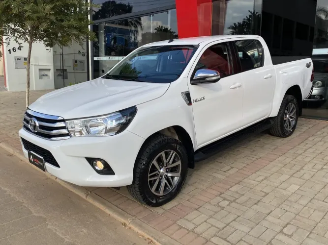 Toyota Hilux CD 4X4 2.8 Diesel Aut. 2016