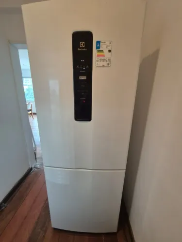 Geladeira Electrolux Frost Free Inverse 488L Inverter