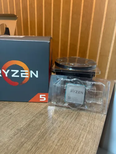 Processador AMD Ryzen 5 1600 - 6 Núcleos / 12 Threads