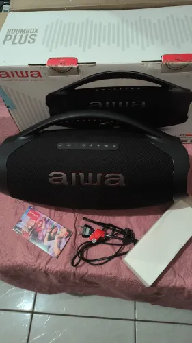 Caixa de som Aiwa nova!