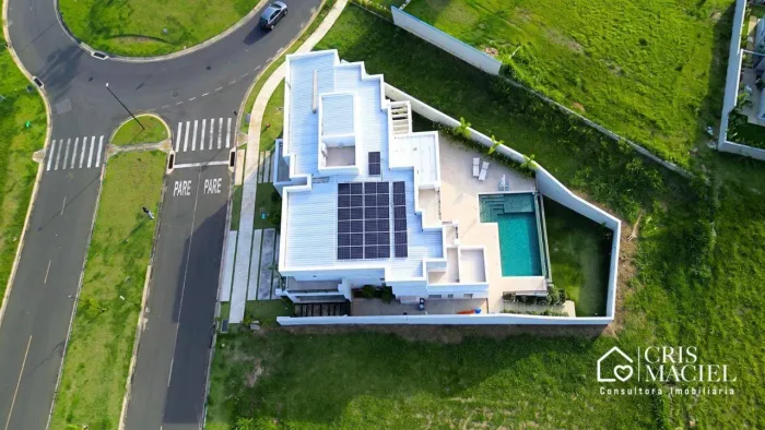 Sobrado à venda no Condomínio Villa Dos Pinheiros em Indaiatuba-SP!