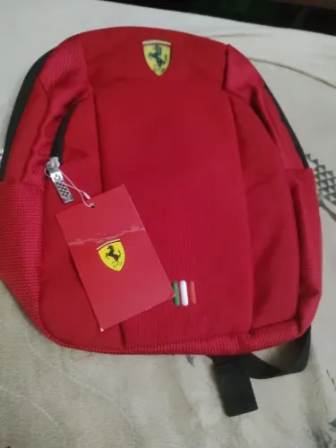 Mochila pequena da Scuderia Ferrari