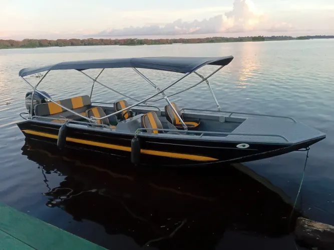 BOTE TITAN COM MOTOR MERCURY 40 HP 4T